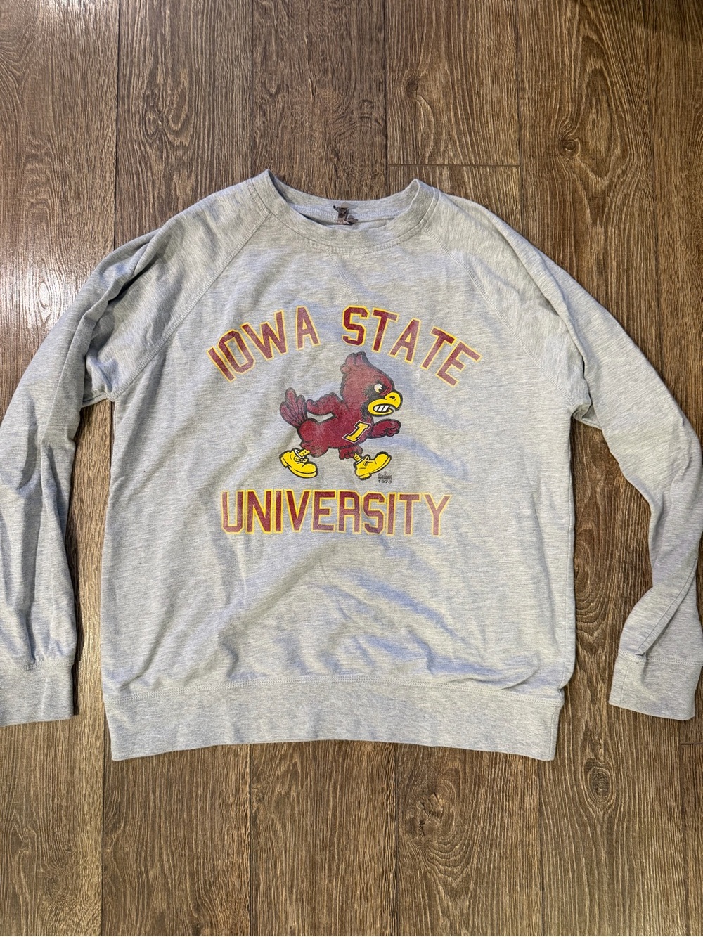 Source Unknown Iowa State University Gray Crewneck with Cardinal Mascot